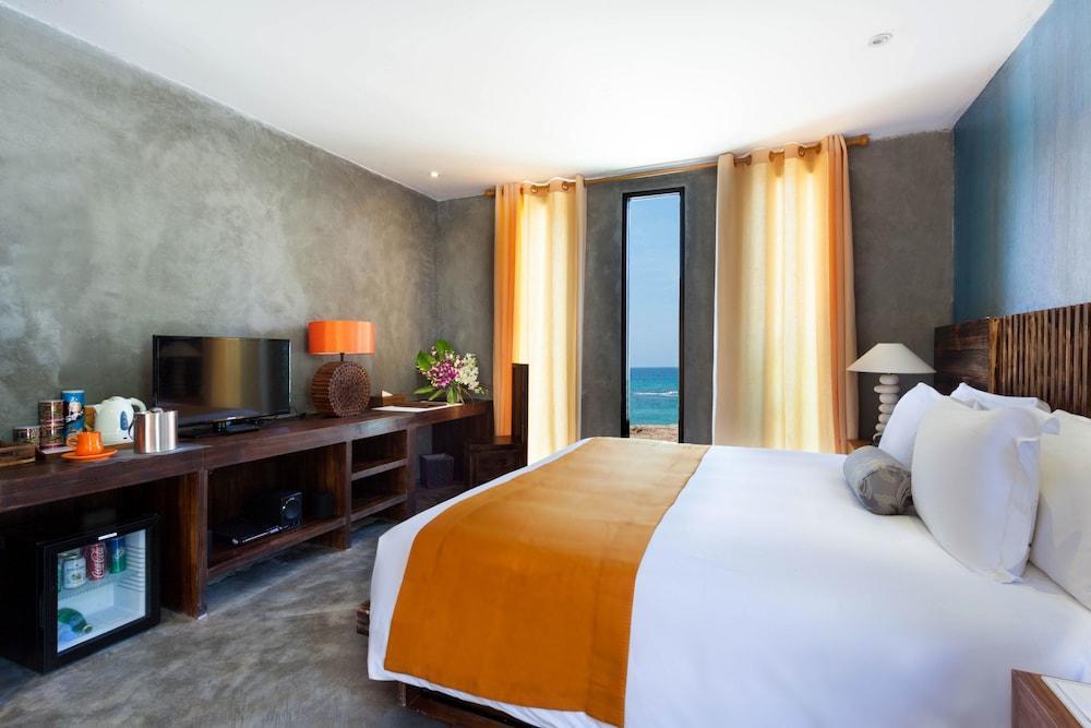 Natai Beach Resort Buitenkant foto