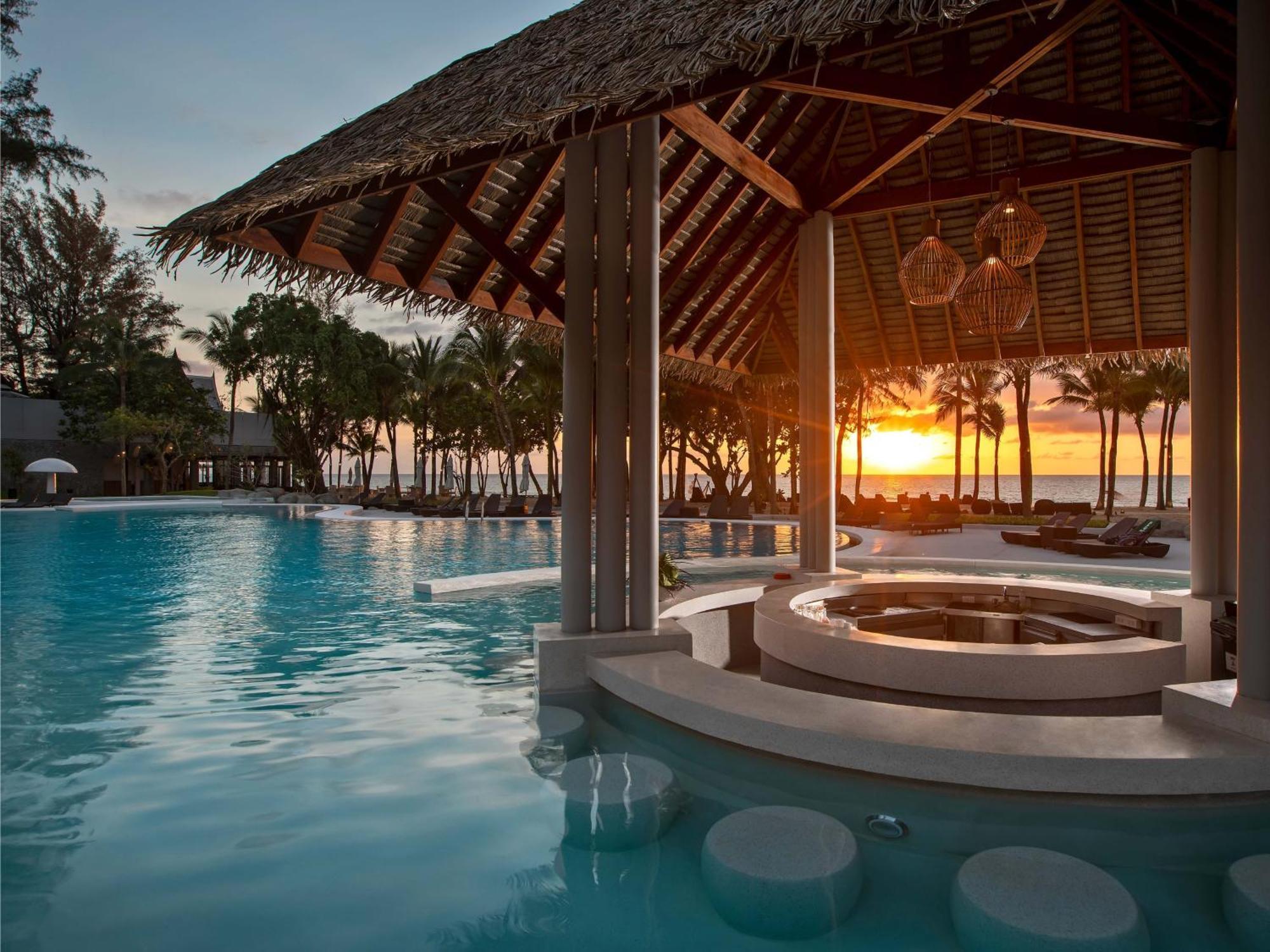 Natai Beach Resort Buitenkant foto
