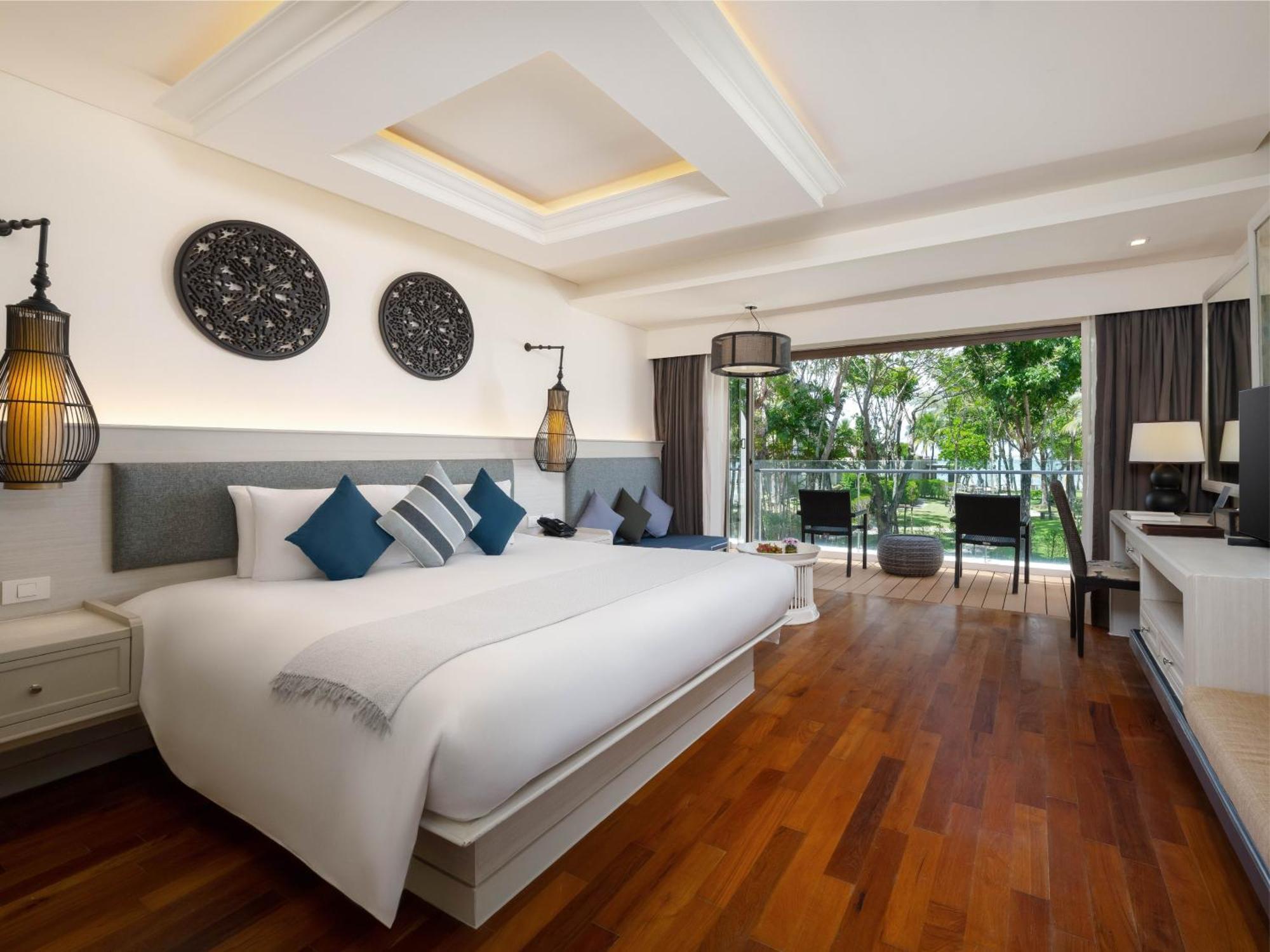 Natai Beach Resort Buitenkant foto